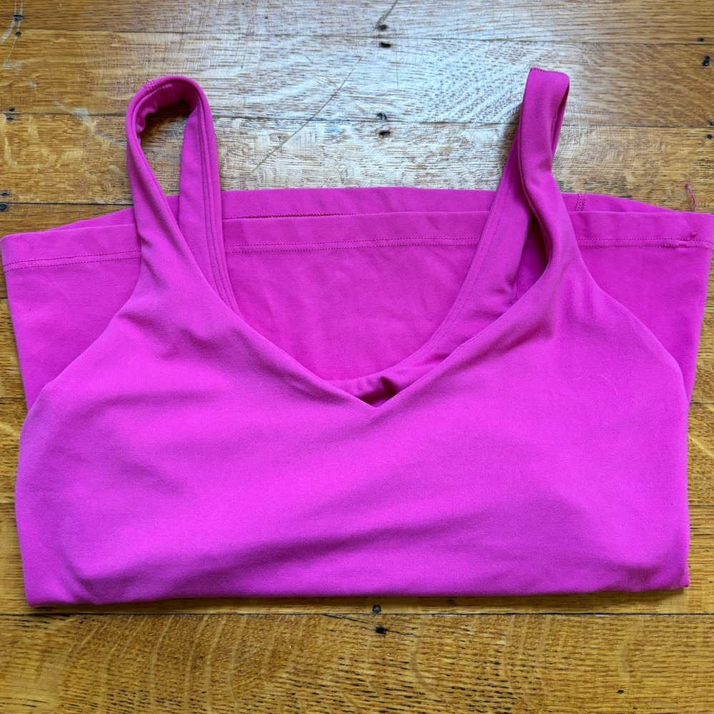 lululemon Align Waist-Length Tank Top
Light Support, size 4 hot pink